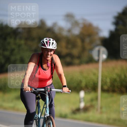 01.09.2024 - 17. Tribühne Triathlon H.Heesch http://msf.ph/oto/6940547 01.09.2024 10:38:33 Radfahren 151 meine-sportfotos.de