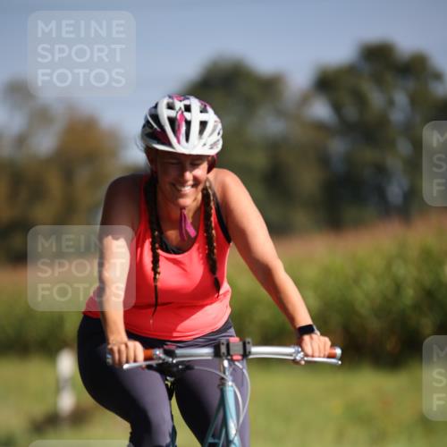 01.09.2024 - 17. Tribühne Triathlon H.Heesch http://msf.ph/oto/6940573 01.09.2024 10:38:34 Radfahren 151 meine-sportfotos.de