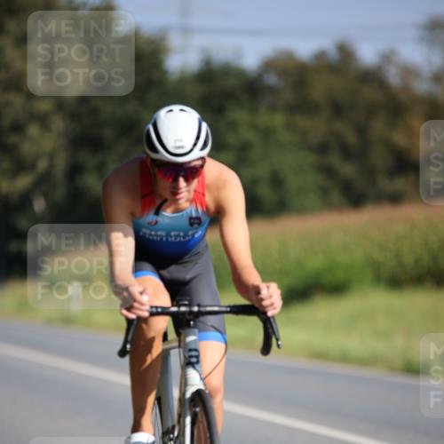 01.09.2024 - 17. Tribühne Triathlon H.Heesch http://msf.ph/oto/6940738 01.09.2024 10:41:30 Radfahren 256 meine-sportfotos.de
