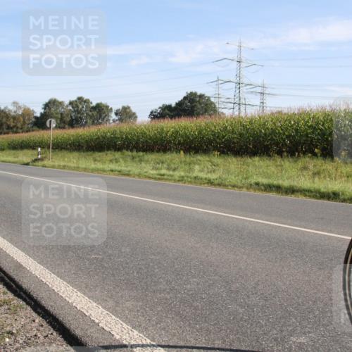 01.09.2024 - 17. Tribühne Triathlon H.Heesch http://msf.ph/oto/6940774 01.09.2024 09:37:29 Radfahren 72, 89 meine-sportfotos.de