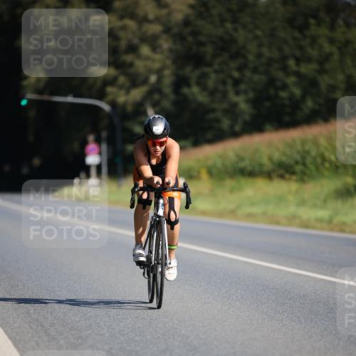 01.09.2024 - 17. Tribühne Triathlon H.Heesch http://msf.ph/oto/6940776 01.09.2024 10:41:51 Radfahren 255, 268, 285 meine-sportfotos.de