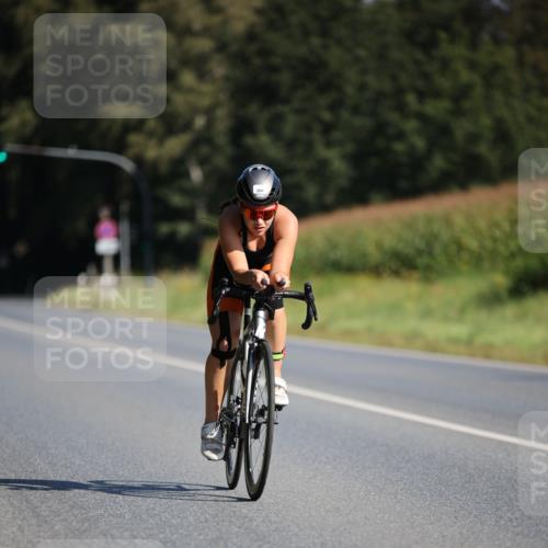 01.09.2024 - 17. Tribühne Triathlon H.Heesch http://msf.ph/oto/6940787 01.09.2024 10:41:51 Radfahren 255, 268, 285 meine-sportfotos.de
