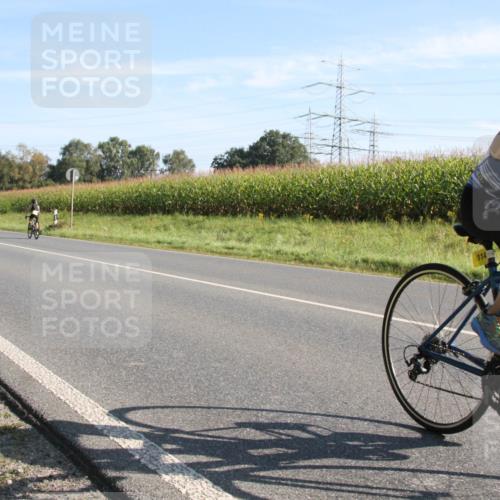 01.09.2024 - 17. Tribühne Triathlon H.Heesch http://msf.ph/oto/6940793 01.09.2024 09:38:42 Radfahren 62, 79, 85, 114 meine-sportfotos.de