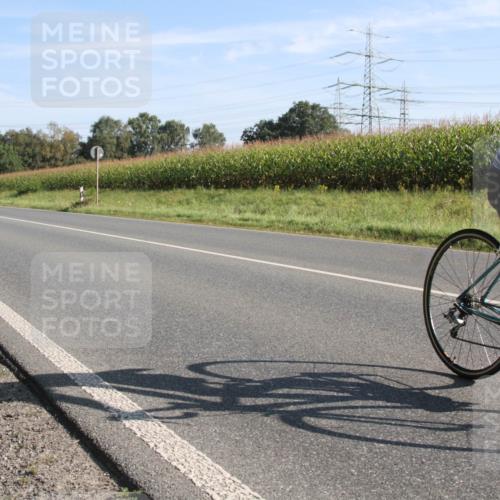 01.09.2024 - 17. Tribühne Triathlon H.Heesch http://msf.ph/oto/6940864 01.09.2024 09:41:13 Radfahren 70, 77 meine-sportfotos.de