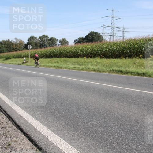 01.09.2024 - 17. Tribühne Triathlon H.Heesch http://msf.ph/oto/6941004 01.09.2024 10:30:02 Radfahren 152, 181, 265, 277, 296, 1070 meine-sportfotos.de