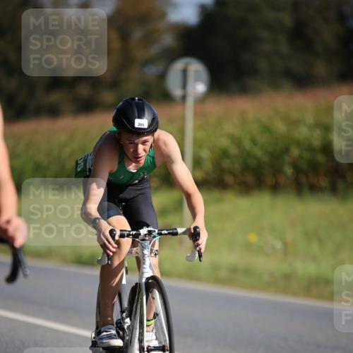 01.09.2024 - 17. Tribühne Triathlon H.Heesch http://msf.ph/oto/6941012 01.09.2024 10:42:34 Radfahren 205, 247, 251, 253 meine-sportfotos.de
