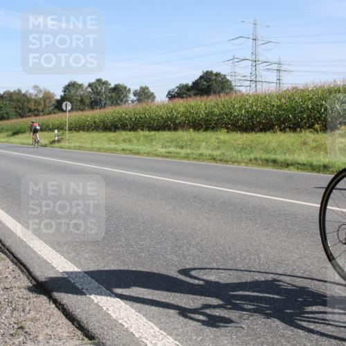 01.09.2024 - 17. Tribühne Triathlon H.Heesch http://msf.ph/oto/6941028 01.09.2024 10:31:33 Radfahren 162, 198, 286, 289 meine-sportfotos.de