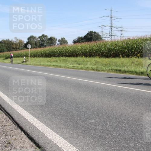 01.09.2024 - 17. Tribühne Triathlon H.Heesch http://msf.ph/oto/6941030 01.09.2024 10:31:34 Radfahren 162, 198, 210, 289 meine-sportfotos.de