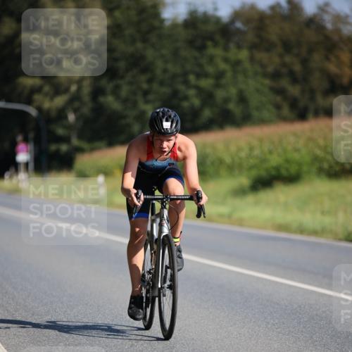 01.09.2024 - 17. Tribühne Triathlon H.Heesch http://msf.ph/oto/6941046 01.09.2024 10:42:41 Radfahren 246, 251, 253, 264, 273, 274 meine-sportfotos.de
