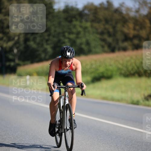01.09.2024 - 17. Tribühne Triathlon H.Heesch http://msf.ph/oto/6941055 01.09.2024 10:42:41 Radfahren 246, 251, 253, 264, 273, 274 meine-sportfotos.de