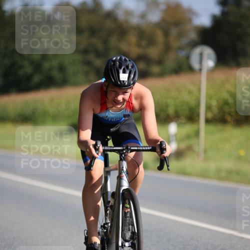 01.09.2024 - 17. Tribühne Triathlon H.Heesch http://msf.ph/oto/6941071 01.09.2024 10:42:42 Radfahren 246, 251, 253, 264, 273, 274 meine-sportfotos.de