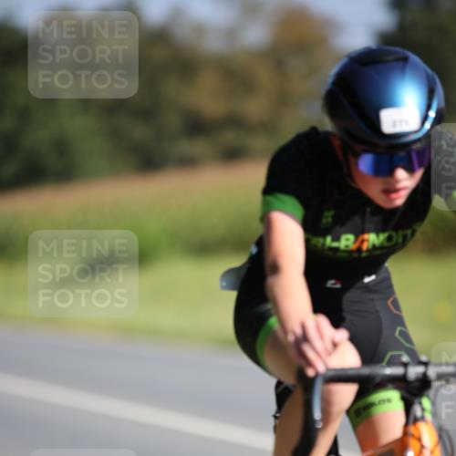 01.09.2024 - 17. Tribühne Triathlon H.Heesch http://msf.ph/oto/6941112 01.09.2024 10:42:49 Radfahren 246, 264, 273, 274 meine-sportfotos.de