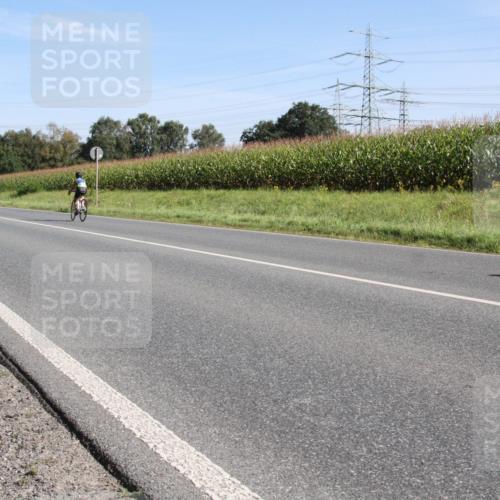 01.09.2024 - 17. Tribühne Triathlon H.Heesch http://msf.ph/oto/6941148 01.09.2024 10:33:35 Radfahren 173, 216, 218, 239, 279, 283 meine-sportfotos.de