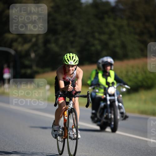 01.09.2024 - 17. Tribühne Triathlon H.Heesch http://msf.ph/oto/6941162 01.09.2024 10:43:22 Radfahren 207, 272, 277, 296 meine-sportfotos.de