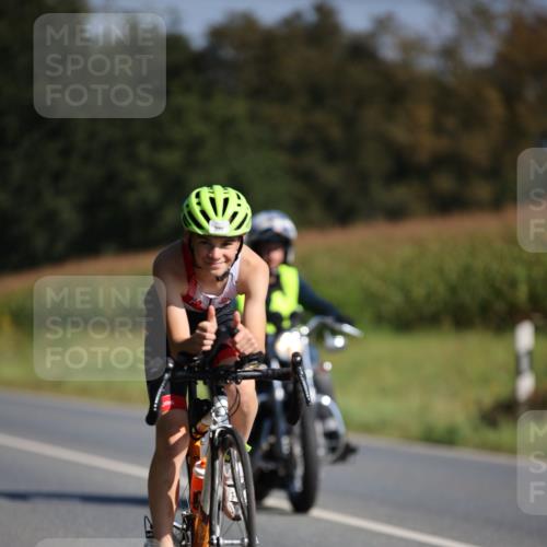 01.09.2024 - 17. Tribühne Triathlon H.Heesch http://msf.ph/oto/6941181 01.09.2024 10:43:23 Radfahren 207, 272, 277, 296 meine-sportfotos.de