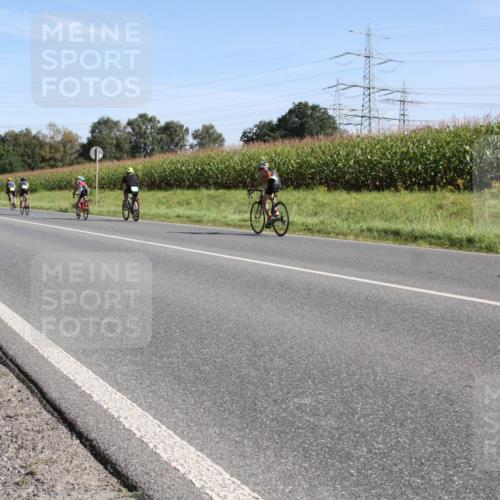 01.09.2024 - 17. Tribühne Triathlon H.Heesch http://msf.ph/oto/6941189 01.09.2024 10:33:48 Radfahren 189, 195, 197, 212, 226, 305, 730 meine-sportfotos.de