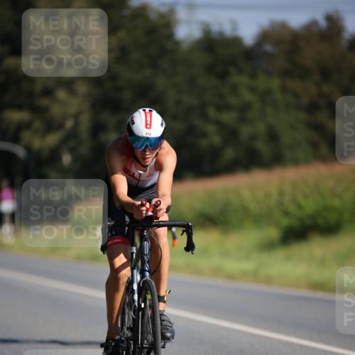 01.09.2024 - 17. Tribühne Triathlon H.Heesch http://msf.ph/oto/6941203 01.09.2024 10:43:25 Radfahren 207, 272, 277, 296 meine-sportfotos.de