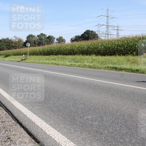 01.09.2024 - 17. Tribühne Triathlon H.Heesch http://msf.ph/oto/6941204 01.09.2024 10:34:01 Radfahren 144, 224 meine-sportfotos.de