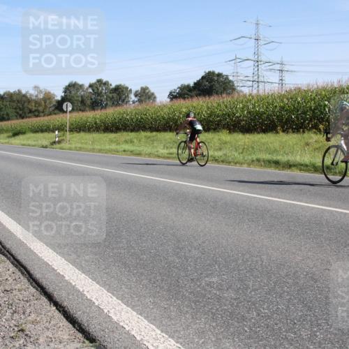 01.09.2024 - 17. Tribühne Triathlon H.Heesch http://msf.ph/oto/6941216 01.09.2024 10:34:10 Radfahren 178, 214, 236, 237 meine-sportfotos.de