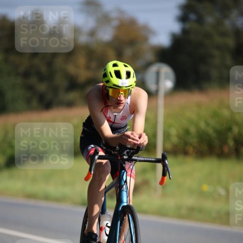 01.09.2024 - 17. Tribühne Triathlon H.Heesch http://msf.ph/oto/6941245 01.09.2024 10:43:26 Radfahren 272, 277, 296 meine-sportfotos.de