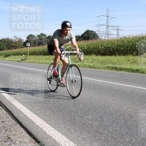 01.09.2024 - 17. Tribühne Triathlon H.Heesch http://msf.ph/oto/6941266 01.09.2024 10:35:05 Radfahren 163, 168, 169 meine-sportfotos.de