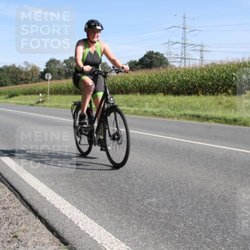 01.09.2024 - 17. Tribühne Triathlon H.Heesch http://msf.ph/oto/6941270 01.09.2024 10:35:07 Radfahren 163, 168, 169 meine-sportfotos.de