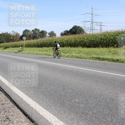 01.09.2024 - 17. Tribühne Triathlon H.Heesch http://msf.ph/oto/6941297 01.09.2024 10:35:34 Radfahren 180, 240 meine-sportfotos.de