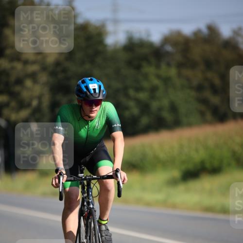 01.09.2024 - 17. Tribühne Triathlon H.Heesch http://msf.ph/oto/6941309 01.09.2024 10:43:54 Radfahren 186, 270, 293, 302 meine-sportfotos.de