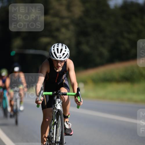 01.09.2024 - 17. Tribühne Triathlon H.Heesch http://msf.ph/oto/6941337 01.09.2024 10:44:02 Radfahren 186, 292, 293, 302 meine-sportfotos.de