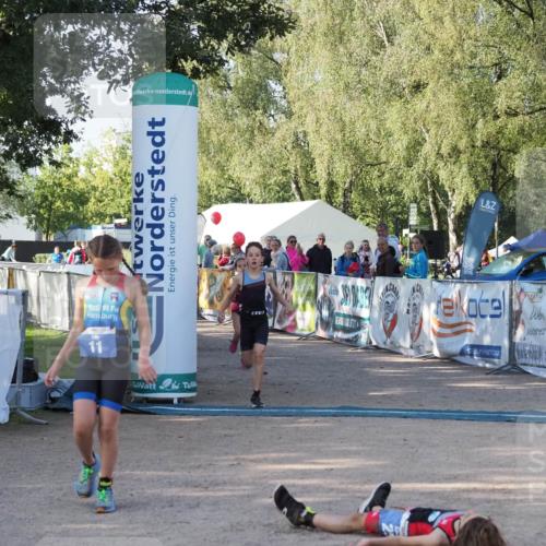 01.09.2024 - 17. Tribühne Triathlon Michael Strokosch http://msf.ph/oto/6941403 01.09.2024 09:13:14 Ziel 7, 10, 11 meine-sportfotos.de