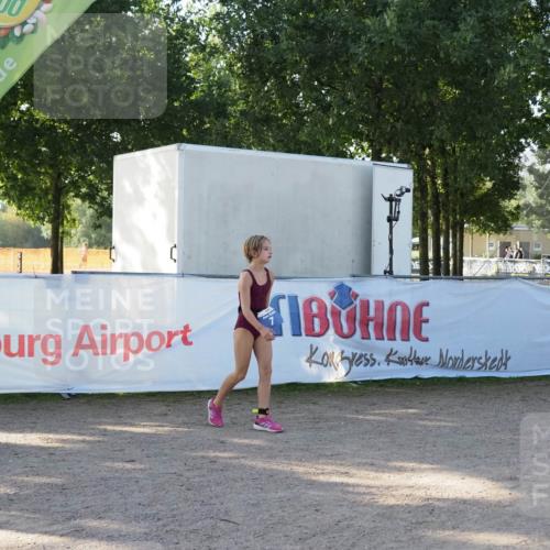 01.09.2024 - 17. Tribühne Triathlon Michael Strokosch http://msf.ph/oto/6941413 01.09.2024 09:13:26 Ziel  meine-sportfotos.de