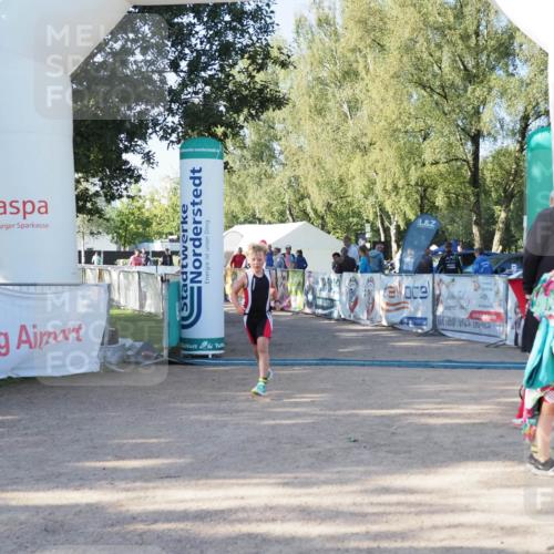 01.09.2024 - 17. Tribühne Triathlon Michael Strokosch http://msf.ph/oto/6941423 01.09.2024 09:13:54 Ziel 14, 27 meine-sportfotos.de
