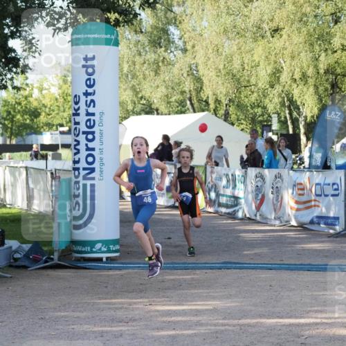 01.09.2024 - 17. Tribühne Triathlon Michael Strokosch http://msf.ph/oto/6941483 01.09.2024 09:14:43 Ziel 20, 44, 46 meine-sportfotos.de