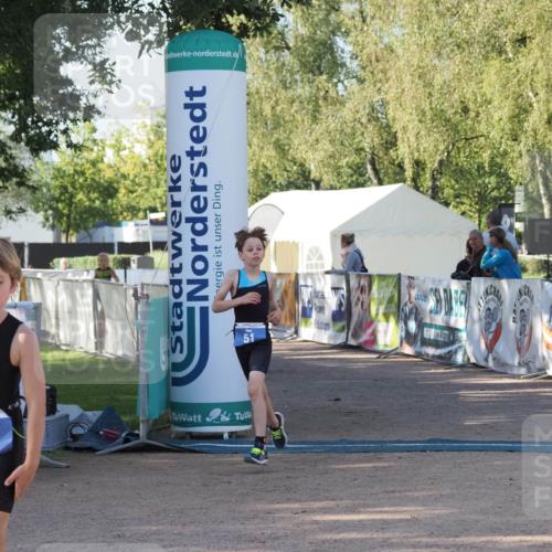 01.09.2024 - 17. Tribühne Triathlon Michael Strokosch http://msf.ph/oto/6941505 01.09.2024 09:14:52 Ziel 33, 51 meine-sportfotos.de
