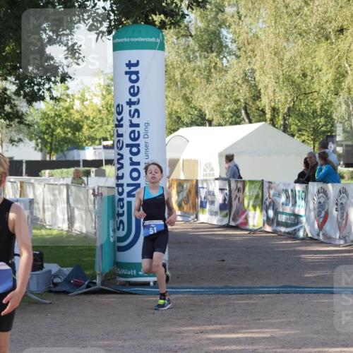 01.09.2024 - 17. Tribühne Triathlon Michael Strokosch http://msf.ph/oto/6941506 01.09.2024 09:14:52 Ziel 33, 51 meine-sportfotos.de