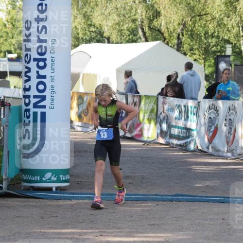 01.09.2024 - 17. Tribühne Triathlon Michael Strokosch http://msf.ph/oto/6941517 01.09.2024 09:14:59 Ziel 33 meine-sportfotos.de