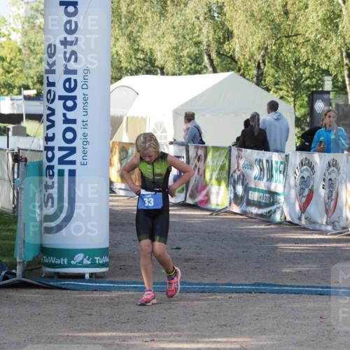 01.09.2024 - 17. Tribühne Triathlon Michael Strokosch http://msf.ph/oto/6941518 01.09.2024 09:14:59 Ziel 33 meine-sportfotos.de