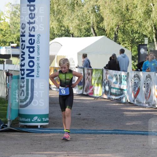 01.09.2024 - 17. Tribühne Triathlon Michael Strokosch http://msf.ph/oto/6941519 01.09.2024 09:14:59 Ziel 33 meine-sportfotos.de