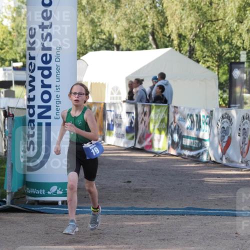 01.09.2024 - 17. Tribühne Triathlon Michael Strokosch http://msf.ph/oto/6941531 01.09.2024 09:15:07 Ziel 2, 12, 19, 37 meine-sportfotos.de