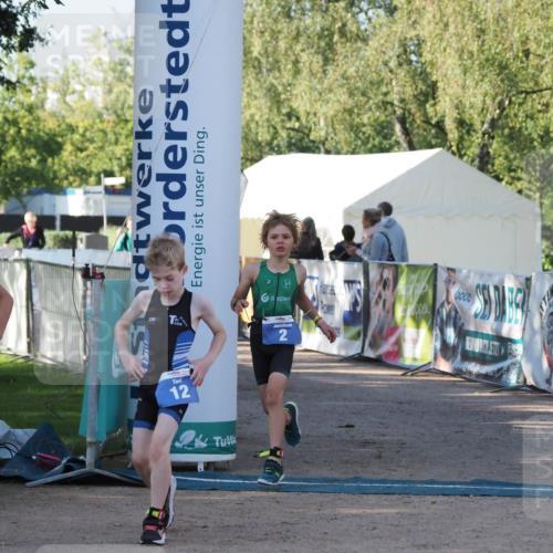01.09.2024 - 17. Tribühne Triathlon Michael Strokosch http://msf.ph/oto/6941543 01.09.2024 09:15:13 Ziel 2, 12, 37 meine-sportfotos.de