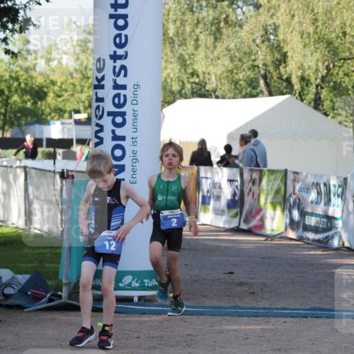 01.09.2024 - 17. Tribühne Triathlon Michael Strokosch http://msf.ph/oto/6941544 01.09.2024 09:15:13 Ziel 2, 12, 37 meine-sportfotos.de