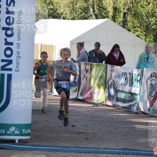 01.09.2024 - 17. Tribühne Triathlon Michael Strokosch http://msf.ph/oto/6941552 01.09.2024 09:15:41 Ziel 18, 32, 50 meine-sportfotos.de