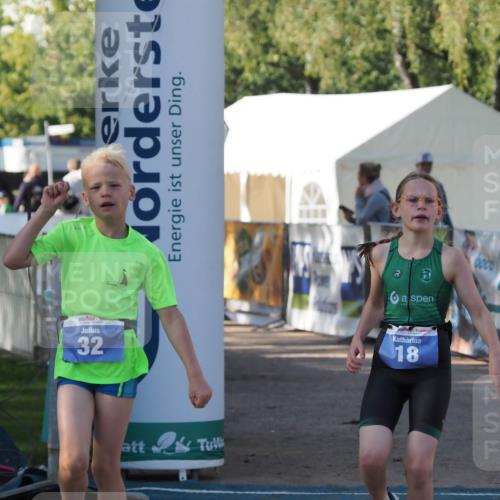 01.09.2024 - 17. Tribühne Triathlon Michael Strokosch http://msf.ph/oto/6941568 01.09.2024 09:15:45 Ziel 18, 32, 50 meine-sportfotos.de