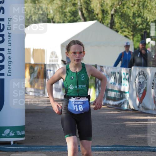 01.09.2024 - 17. Tribühne Triathlon Michael Strokosch http://msf.ph/oto/6941572 01.09.2024 09:15:46 Ziel 18, 32, 50 meine-sportfotos.de