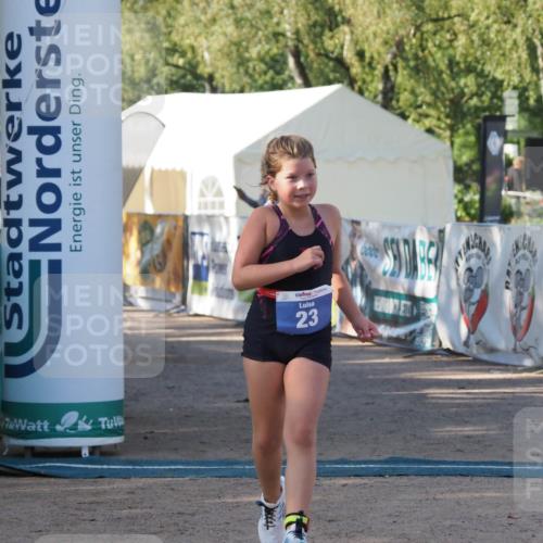 01.09.2024 - 17. Tribühne Triathlon Michael Strokosch http://msf.ph/oto/6941599 01.09.2024 09:15:58 Ziel 23, 36, 54 meine-sportfotos.de