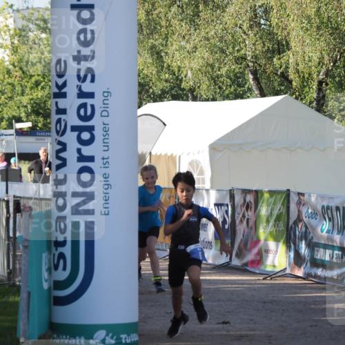 01.09.2024 - 17. Tribühne Triathlon Michael Strokosch http://msf.ph/oto/6941640 01.09.2024 09:16:41 Ziel 6, 22, 38 meine-sportfotos.de