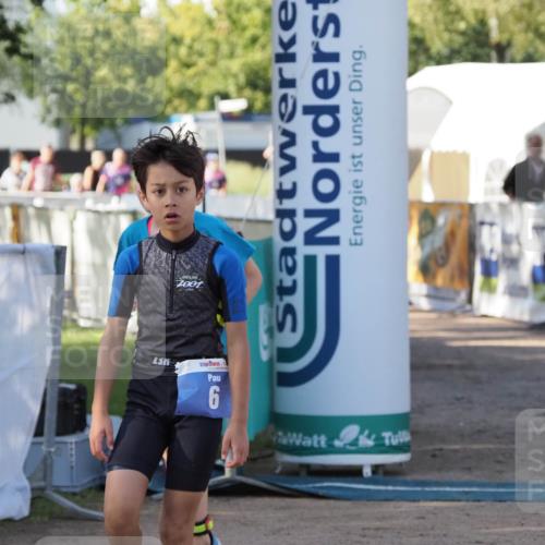 01.09.2024 - 17. Tribühne Triathlon Michael Strokosch http://msf.ph/oto/6941656 01.09.2024 09:16:44 Ziel 6, 38 meine-sportfotos.de