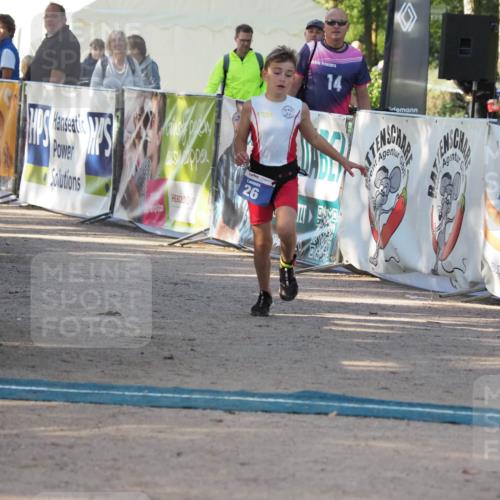 01.09.2024 - 17. Tribühne Triathlon Michael Strokosch http://msf.ph/oto/6941658 01.09.2024 09:17:18 Ziel 16, 26 meine-sportfotos.de