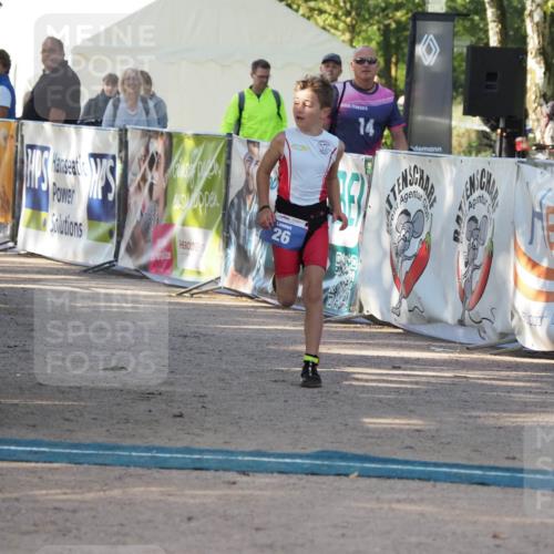 01.09.2024 - 17. Tribühne Triathlon Michael Strokosch http://msf.ph/oto/6941659 01.09.2024 09:17:18 Ziel 16, 26 meine-sportfotos.de