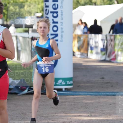 01.09.2024 - 17. Tribühne Triathlon Michael Strokosch http://msf.ph/oto/6941674 01.09.2024 09:17:23 Ziel 16, 26 meine-sportfotos.de